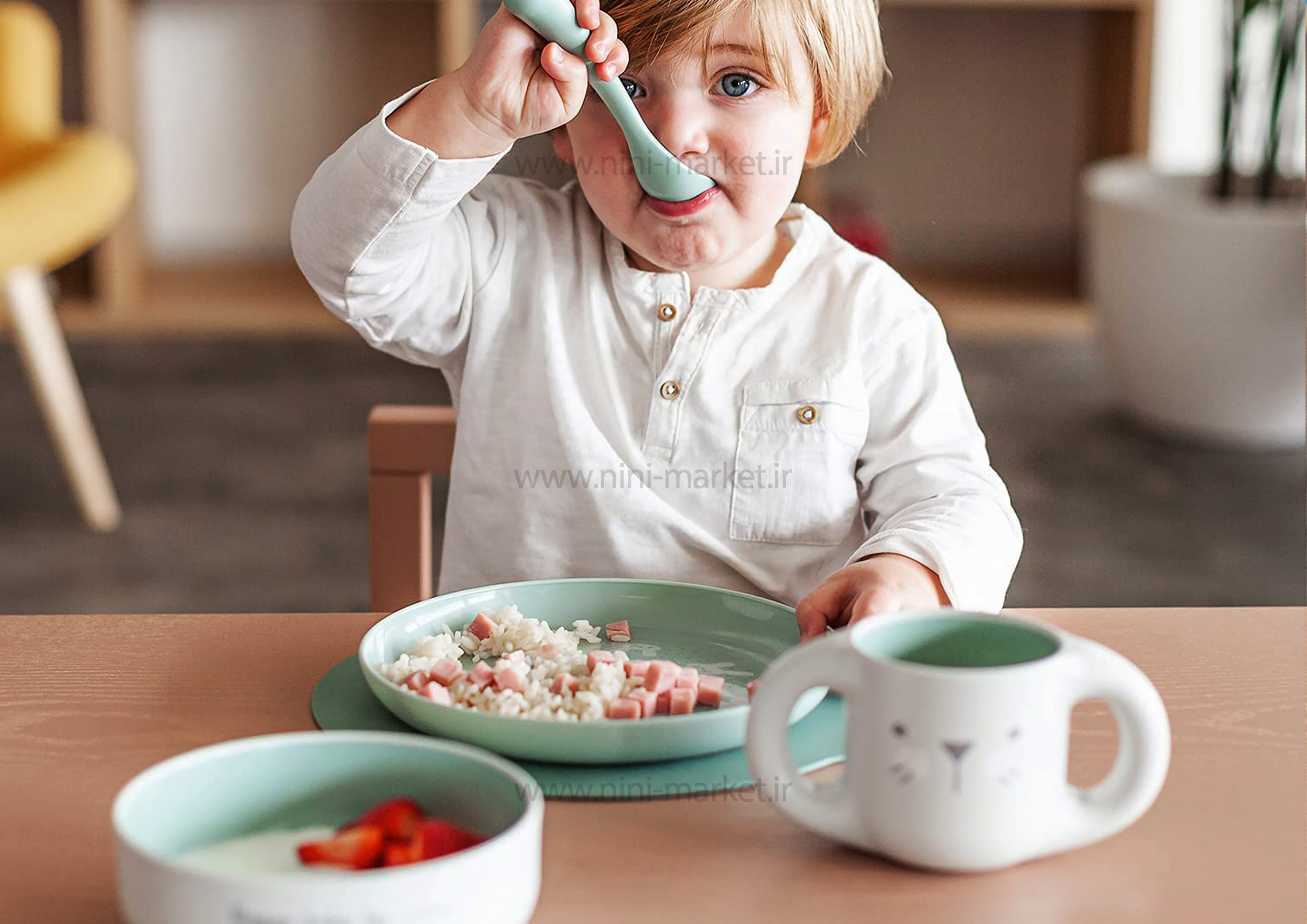 ویژگی ست غذاخوري 5 تکه طرح  خرگوش رنگ صورتی سواوینکس Suavinex