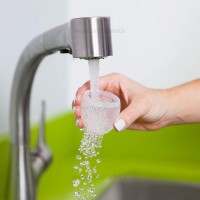 توری میوه خوری سیلیکونی رنگ سبز فسفری بون boon