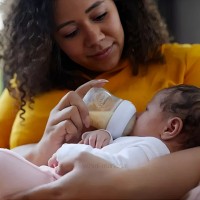 شیشه شیر 125 میل‌لیتر نچرال بدون جعبه فیلیپس اونت Philips Avent