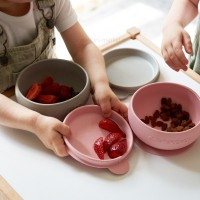 کاسه درب دار سیلیکونی رنگ صورتی مینیک اوی اوی Minik Oioi