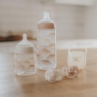 شیشه شیر 150 میل طرح قلب سواوینکس Suavinex