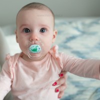 پستانک تکی طرح دایناسور رنگ سبز ۶-۱۸ ماه دکتر براون Dr.brown (فاقد جعبه)