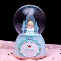 گوی موزیکال طرح دختر و قلعه رنگ آبی خارجی