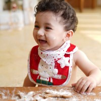 پیشبند دو تیکه طرح بابانوئل رنگ قرمز لبه Lebe