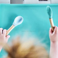 قاشق و چنگال چوبی رنگ آبی اوی اوی Oi Oi