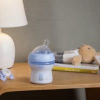 شیشه شیر نچرال فیلینگ 150 میل +0 ماه رنگ آبی چیکو Chicco
