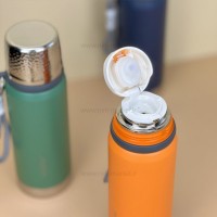 فلاسک آب رنگ نارنجی 700 میل Yes-water