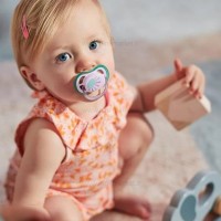 پستانک بادامی تکی الترا ایر 0 - 6 ماه طرح خورشید اونت Avent (بدون جعبه)