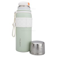 فلاسک آب رنگ سبز 700 میل yes-water