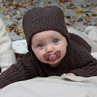 پستانک تکی لاتکس بادامی 6 – 18 ماه زرشکی بیبز BIBS