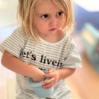 لیوان دو کاره سلیکونی رنگ آبی فیروزه ای مینیک اوی اوی Minik Oioi